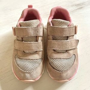 Stride Rite Made 2 play toddler girl sneaker
